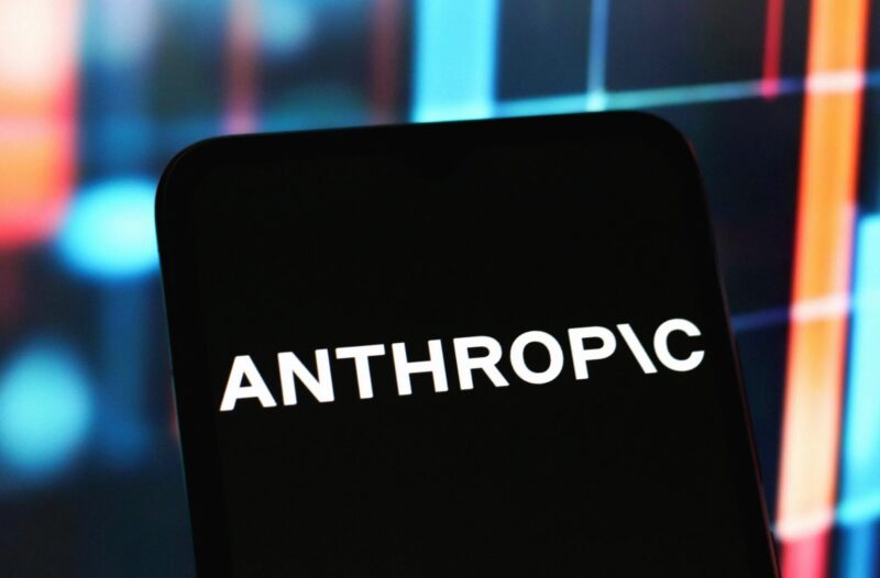 Anthropic 最强模型被勒令暂停